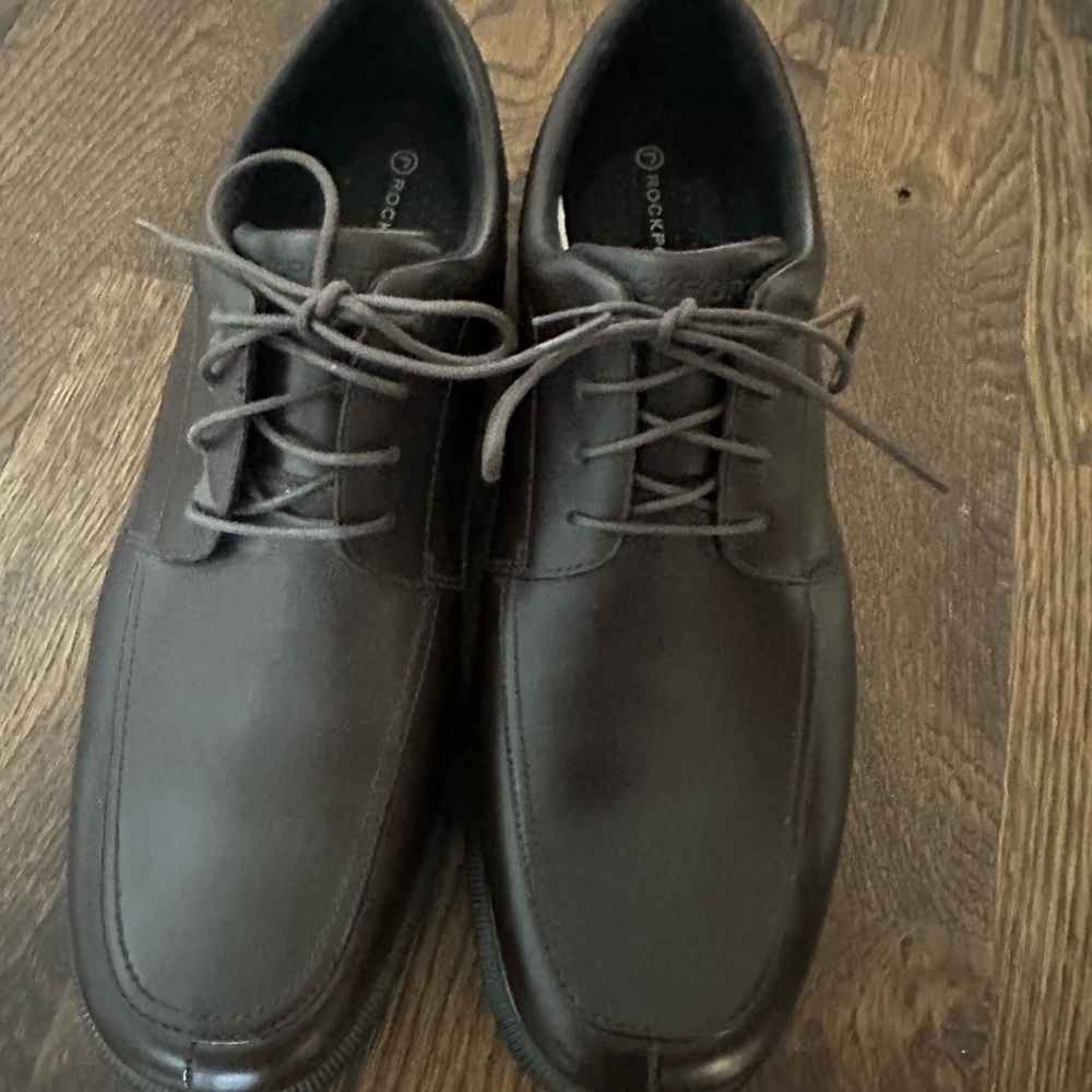 NEW Rockport Size 11 men brown apron toe shoe Adidas adiPRENE cushion technology